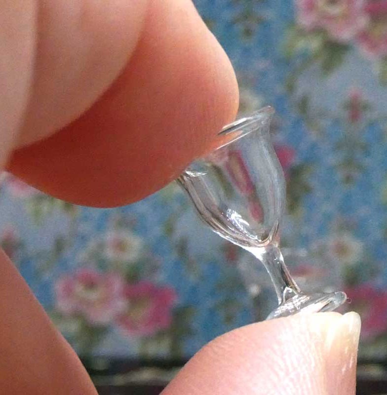 Miniature vingals 1/12 i klart glas
