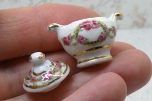 Reutter Porcelæn rosen terrin