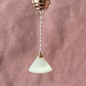 Lampe til at hænge over køkkenbordet