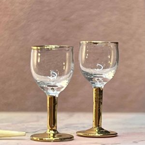 Dukkehus hvidvins glas